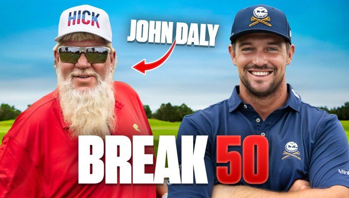 Bryson DeChambeau en John Daly amuseren zich 