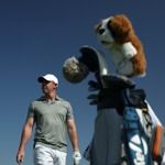 Rory McIlroy is lid op… achttien golfclubs